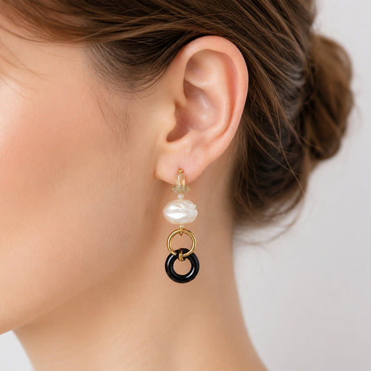 Noir Ring Hoop Earrings - bright wearing
