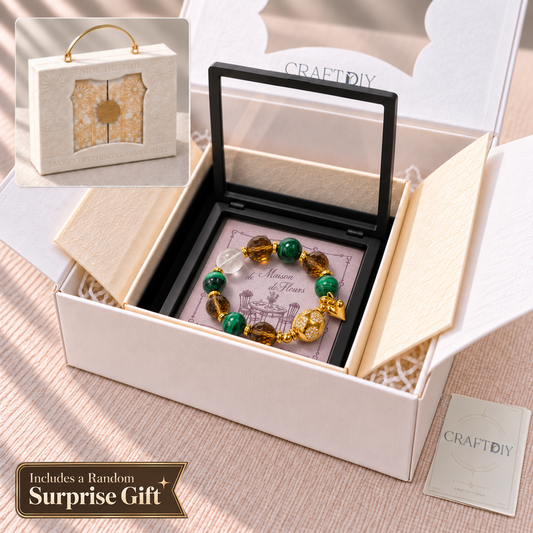 Emerald Amber Star Bracelet — CRAFTDIY gift box, includes a random surprise gift