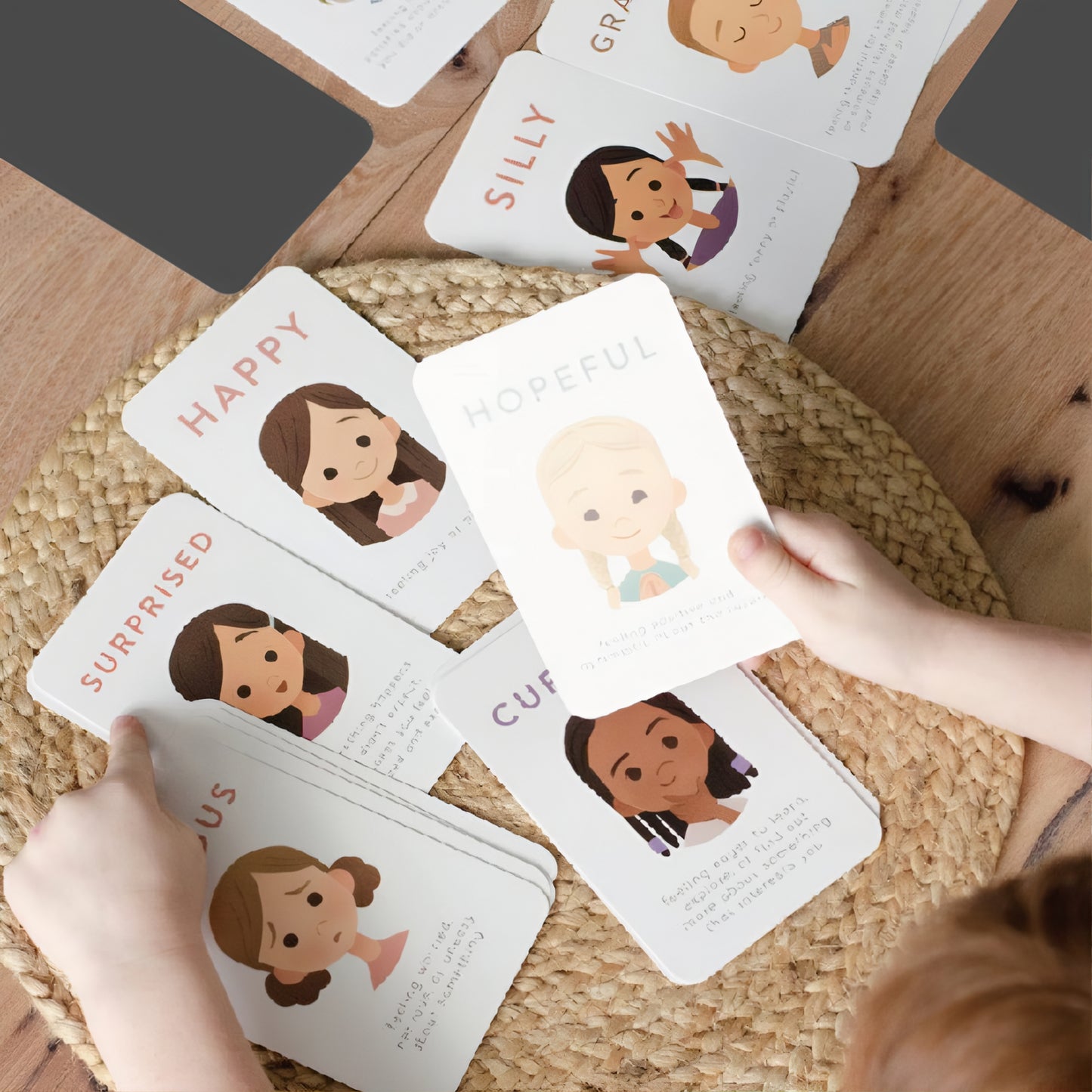 9.5cm*5.5cm Customized magnetic cards · Can be attached to blackboards · Children's education cards