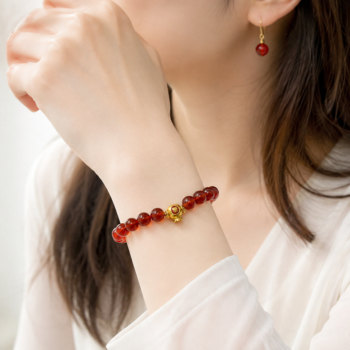 Crimson Gold Accent Bracelet detail