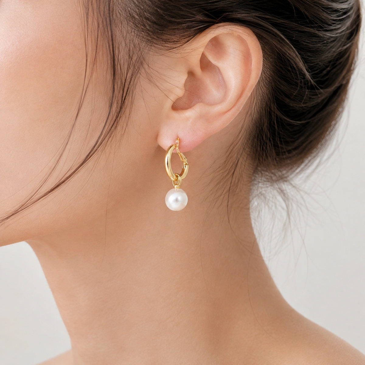 Freshwater Pearl Hoop Earrings detail