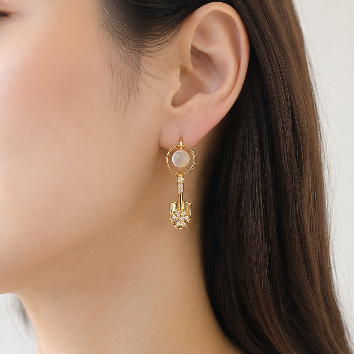 Golden Spade Hoop Earrings detail