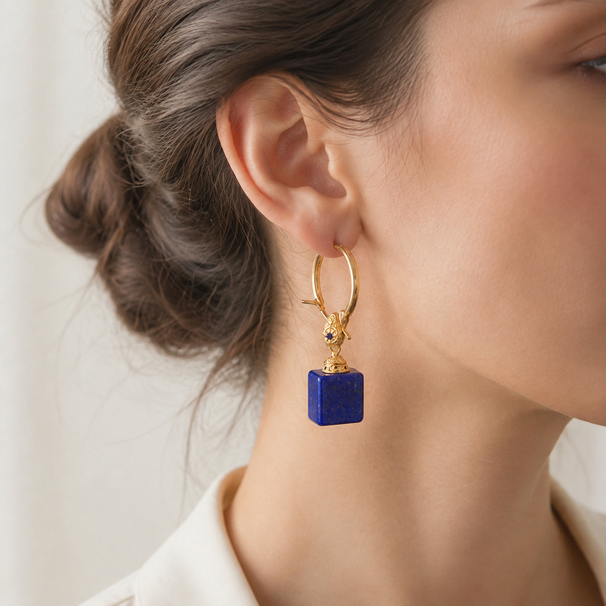 Royal Blue Cube Earrings detail