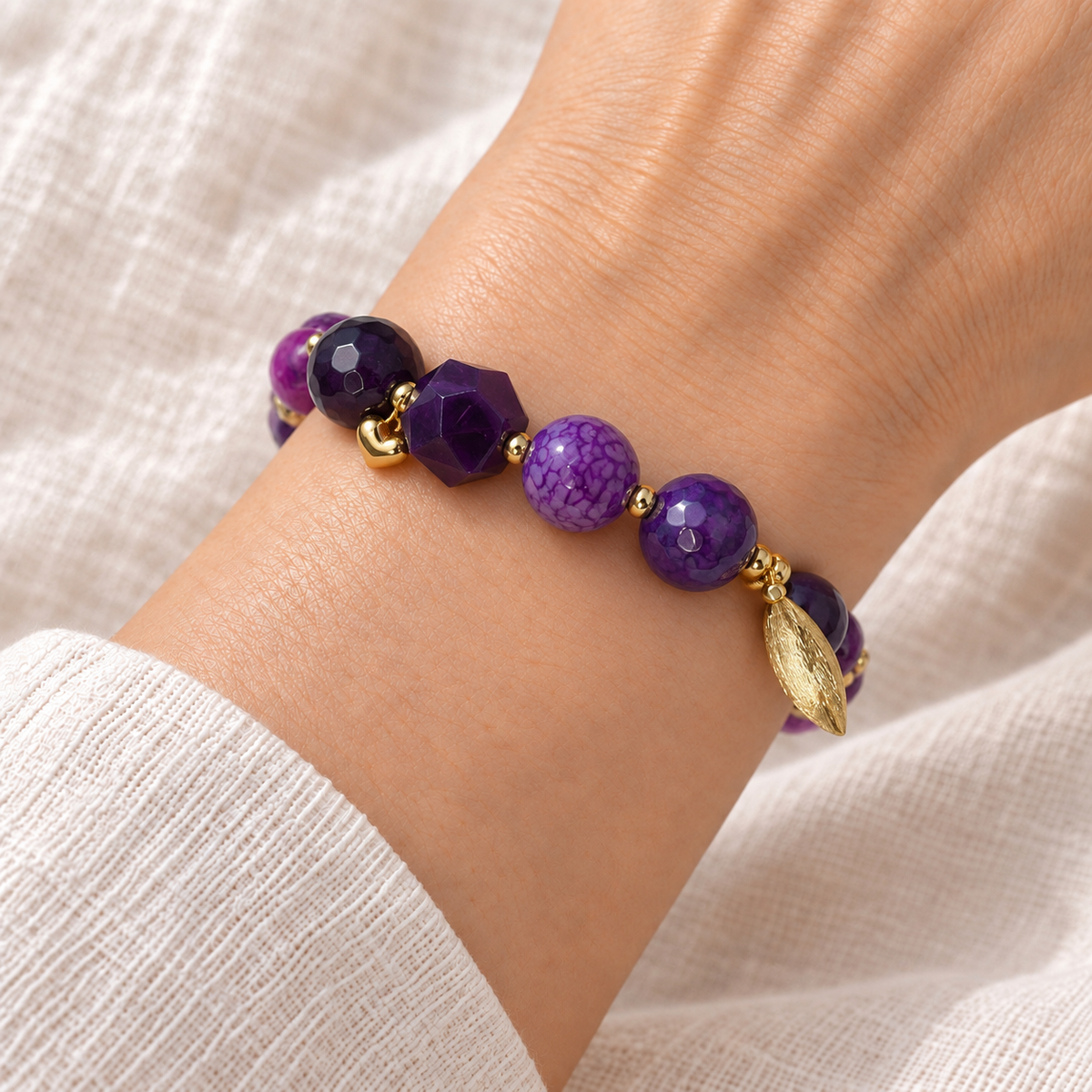 Violet Agate Eye Charm Bracelet detail