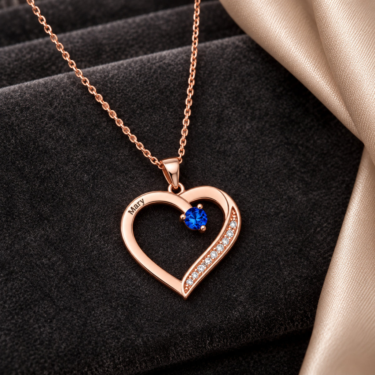 Personalized Family Heart Birthstone Necklace detail