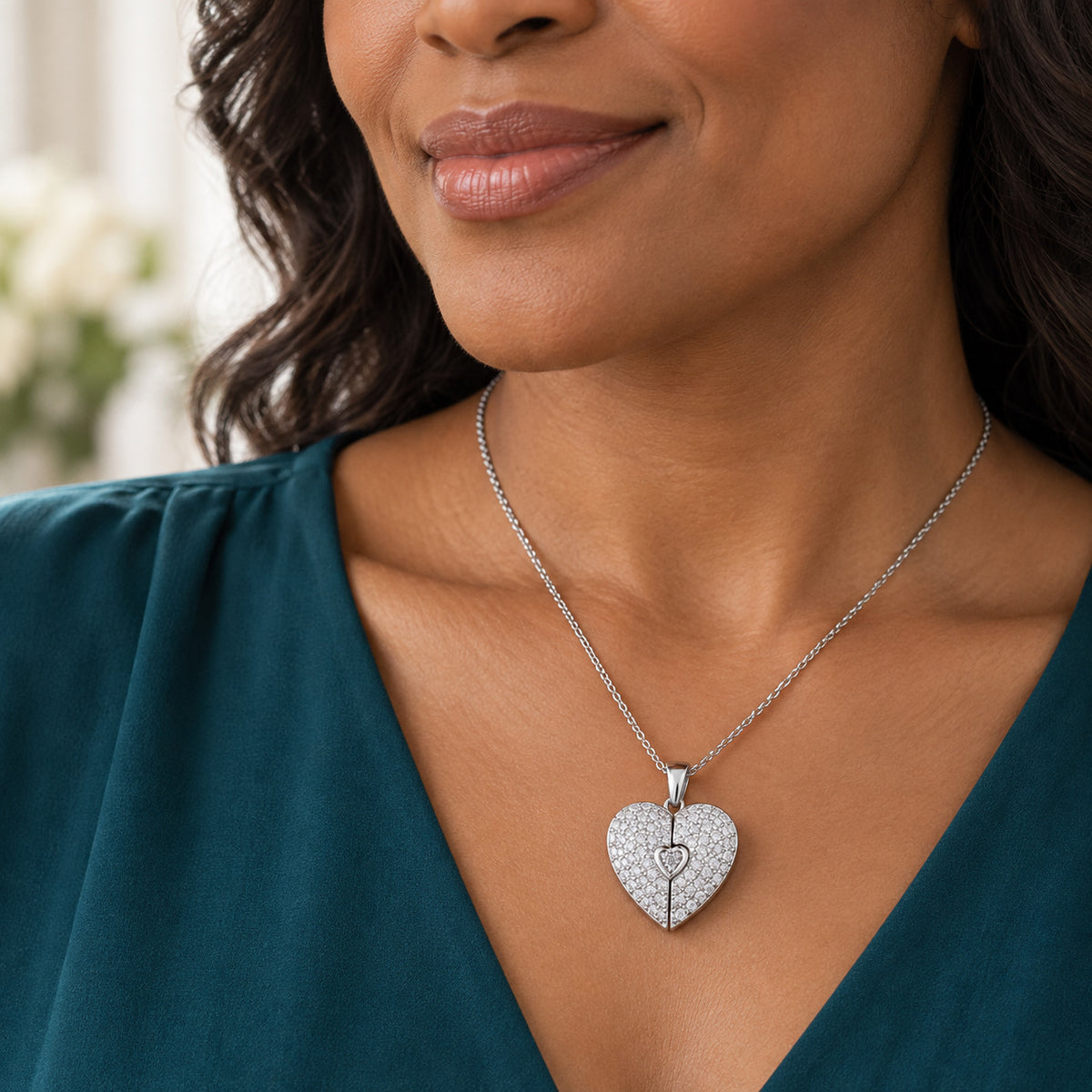 Personalized Double-Wing Photo Necklace detail