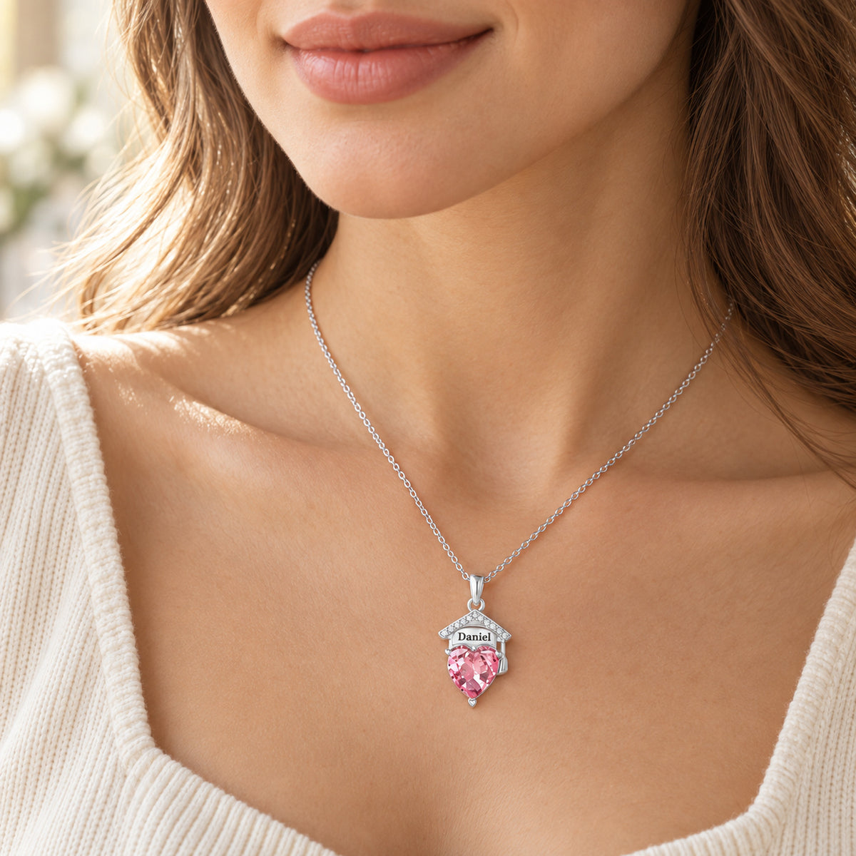 Personalized Flower Birthstone Name Necklace detail